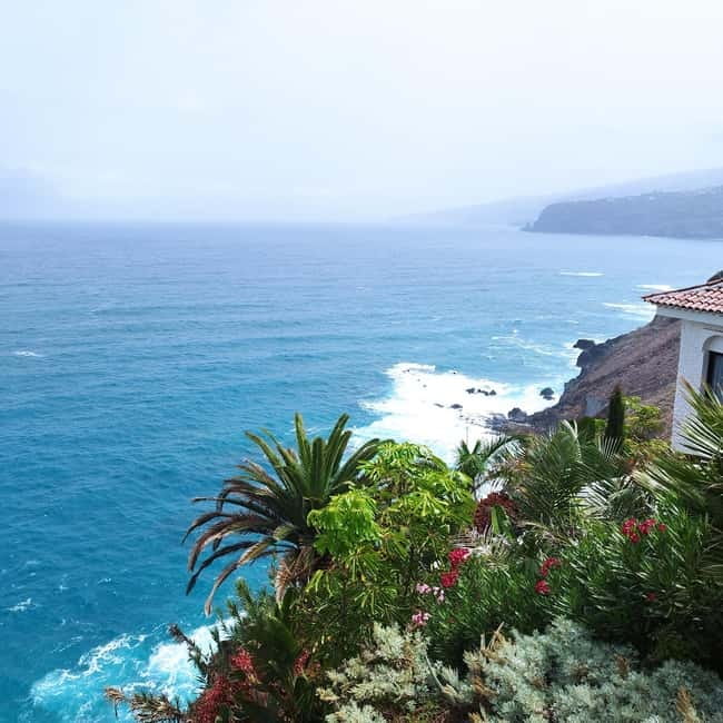 1-2 hour walking route through Puerto de la Cruz, Tenerife - Nuestra Señora de la Peña de Francia