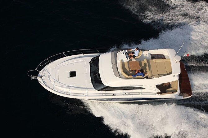 2 Hour Private Sunset Cruise on Luxury Motor Boat with Drinks - What Jose and Juan add to the evening