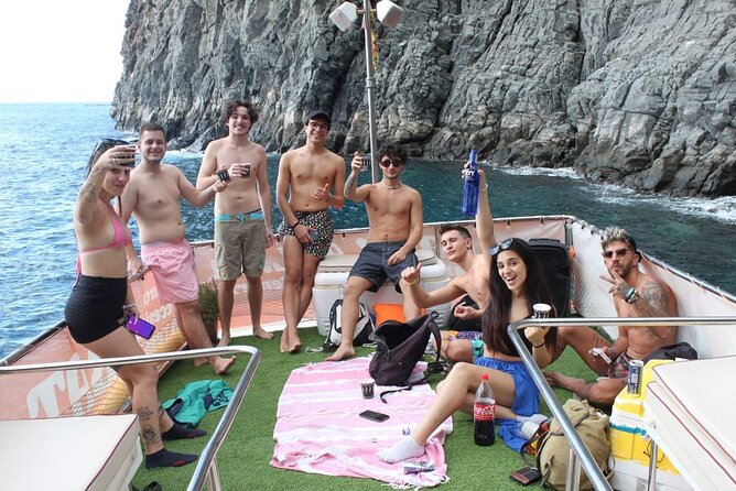 3-Hours Private Tour to Accessible Boat en Canary Island - The bay stop and access to the sea