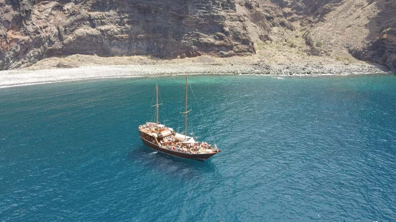 Adeje: Whale Watching Tour to Los Gigantes with lunch & swim - Small choices that improve the day