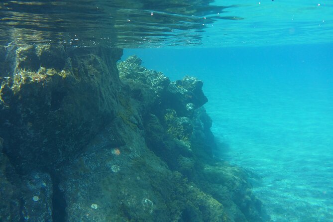 Boat Excursion to visit underwater lava tongues - Weather and scheduling deserve attention