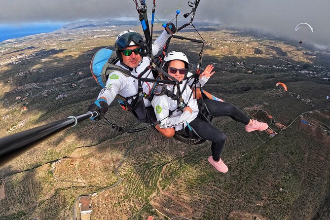 BRONZE tandem paragliding flight in South Tenerife, free pick up - Who should book this flight?