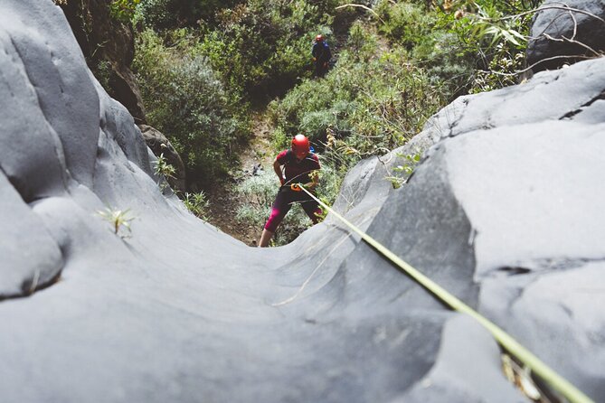 Canyoning in Tenerife South - The scenery changes after the first descents