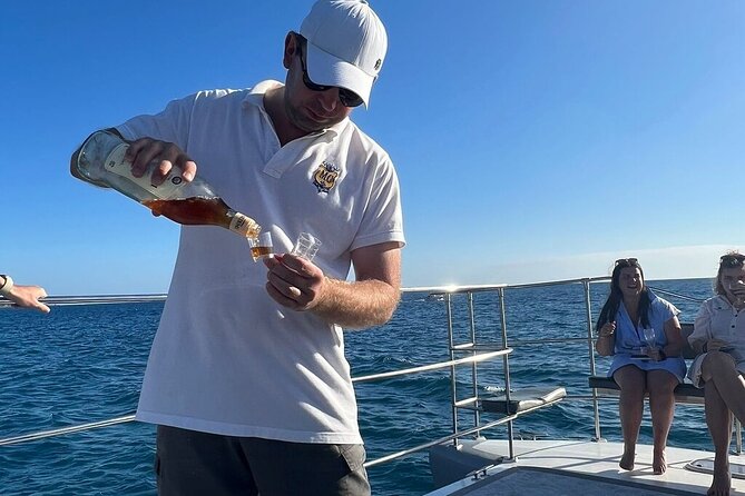 CATAMARAN OCEAN CRUISE TOUR, Food & Drinks included! - Pickup, timing, and the value of the price