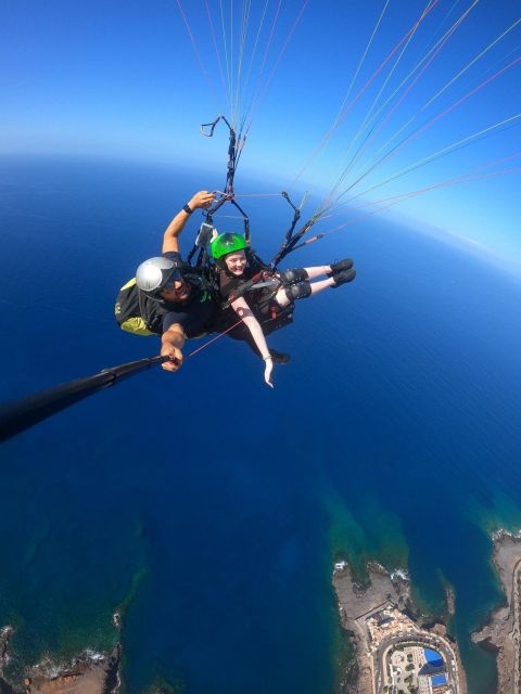 Costa Adeje: Tandem Paragliding Flight with Pickup - The pilots make the difference