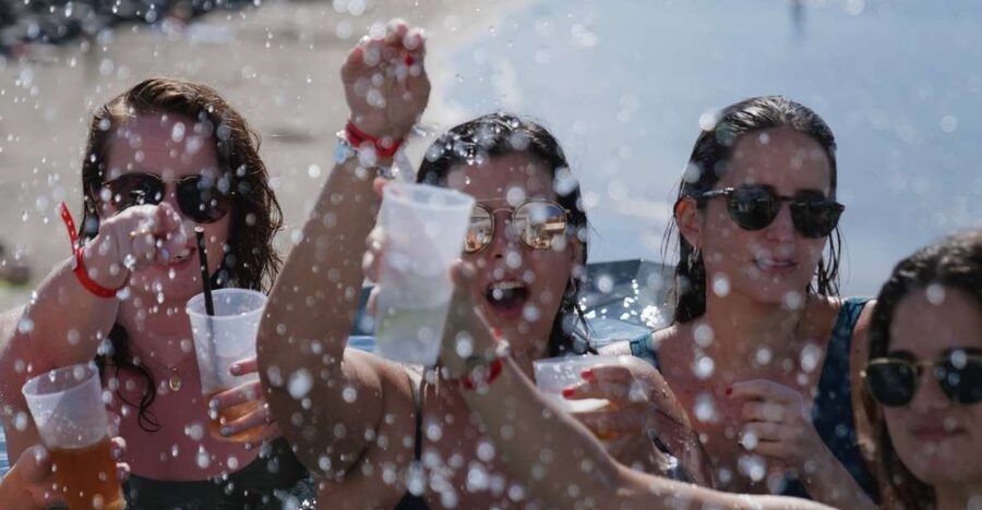 Costa Adeje: Tenerife Monkey Beach Club Utopia Pool Party - The infinity pool is the main draw