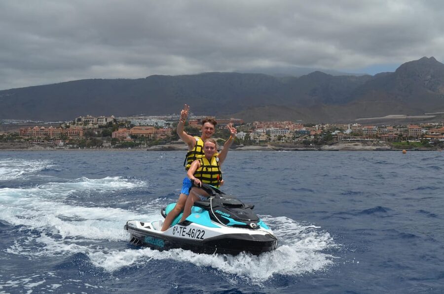 From Puerto Colon : 1 hour adrenaline JetSki tour - Your first minutes: briefing, jacket, and machine