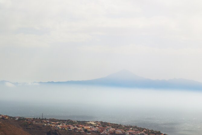 Full-day Bus Tour to La Gomera Island with Professional Guide - Agulo combines lunch with Silbo Gomero