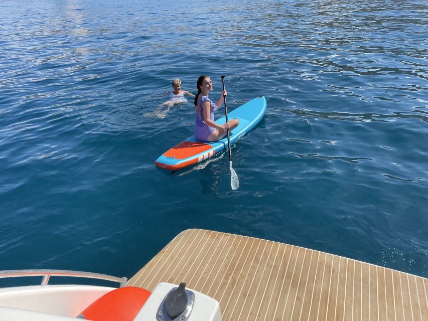 Las Galletas: Private Luxury Yacht Cruise with Lunch - Service from a two-person crew