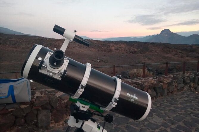 Magic Stargazing & Sunset in Teide with Dinner + Telescopes - Who will enjoy this outing most