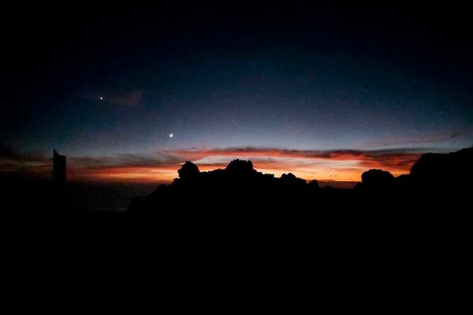 Magic Stargazing & Sunset in Teide with Dinner + Telescopes - Dinner: useful inclusion, unclear setting