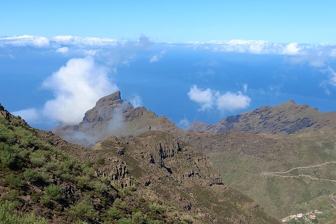 Masca from above - Lunch, transport, and the seven-hour schedule