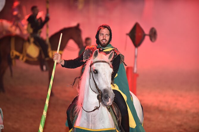 Medieval San Miguel castle with dinner-Show in South Tenerife - Choosing yellow or black