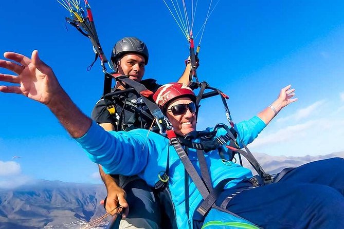 Paragliding 1000 Meters - What happens at Adeje