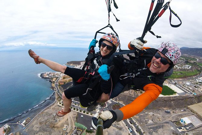 Paragliding Epic Experience in Tenerife with the Spanish Champion Team - What takeoff feels like for a first-time flyer