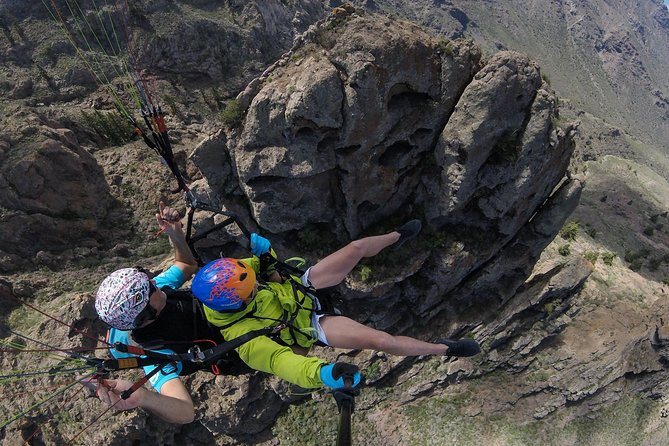 Premium Paragliding in Tenerife : Photos, videos and pickup included - The four southern Tenerife areas in the plan