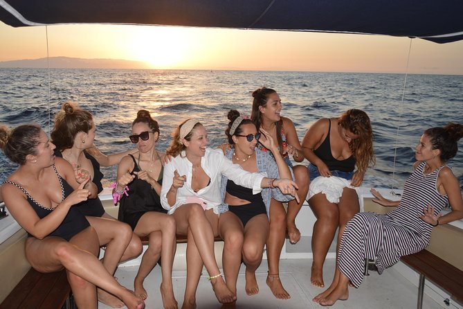 Private Charter: Yacht Rental in Tenerife (Adeje) - Setting out from Puerto Colón in Costa Adeje