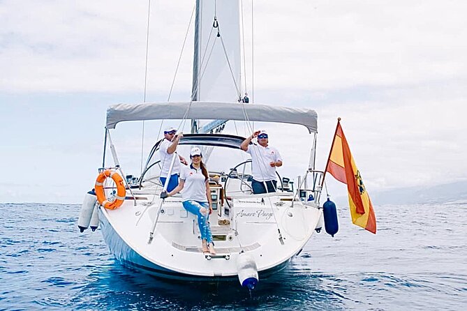 PRIVATE YACHT CHARTER VOYAGE, Food & Drinks included! - Tapas, fruit, and drinks served onboard