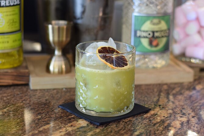 Professional Cocktail Masterclass - Three cocktails, one easy evening lesson