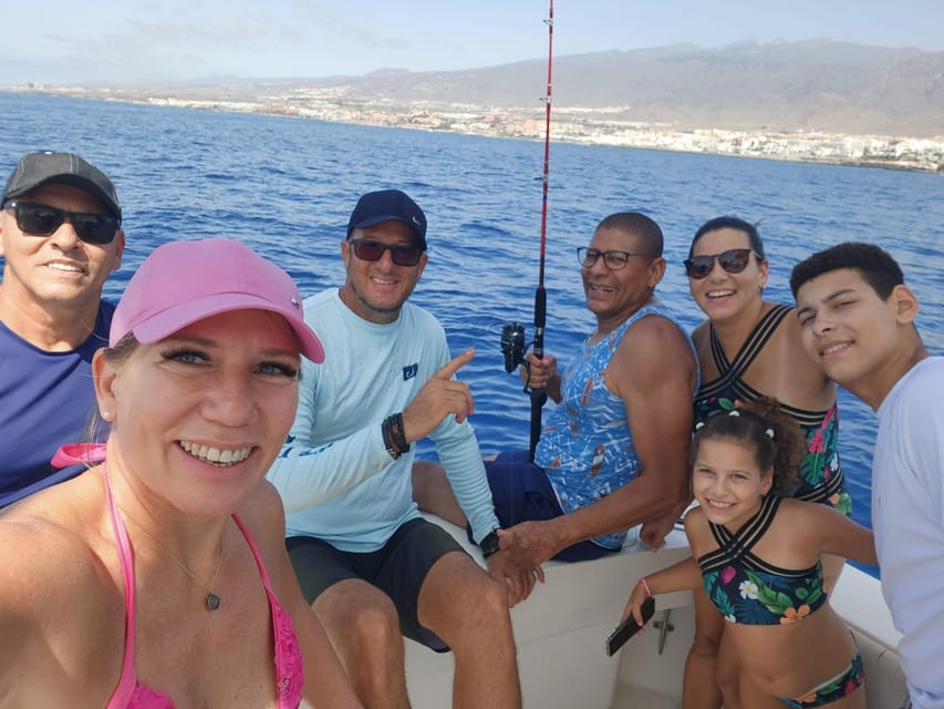 Puerto Colón: Coastal Boat Cruise with Swimming and Snacks - Practical advice before you go