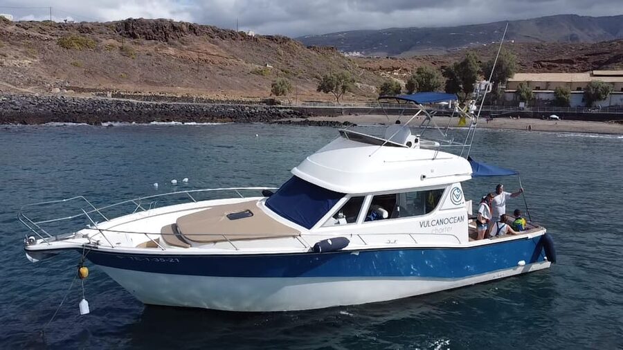 Puerto Colon : Shared/private boat trip with snack & Drinks - At a glance