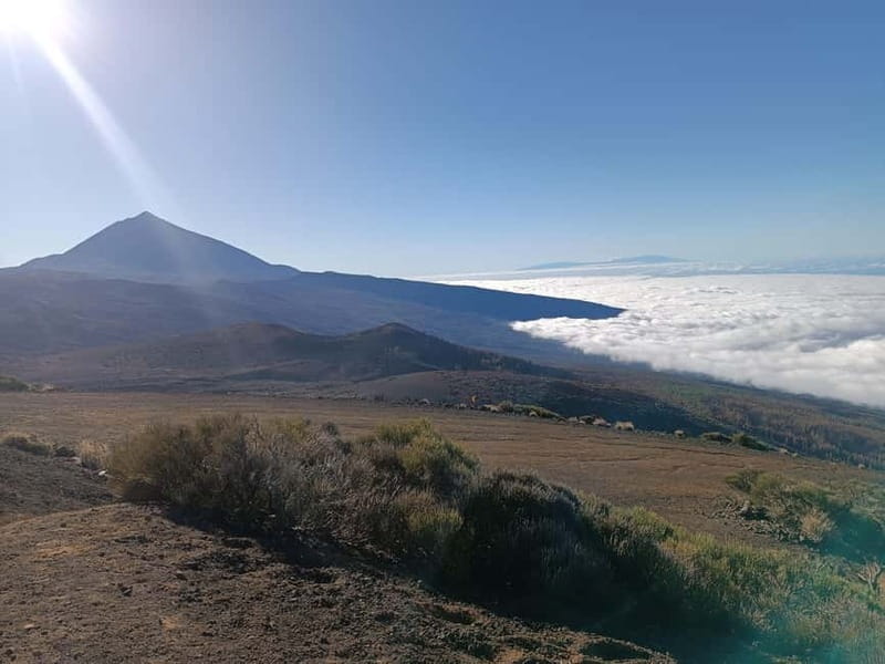 Puerto Cruz: VIP Teide Sunset & Stars, Guachiche Lunch+Cava - Roque Cinchado and the Teide icon