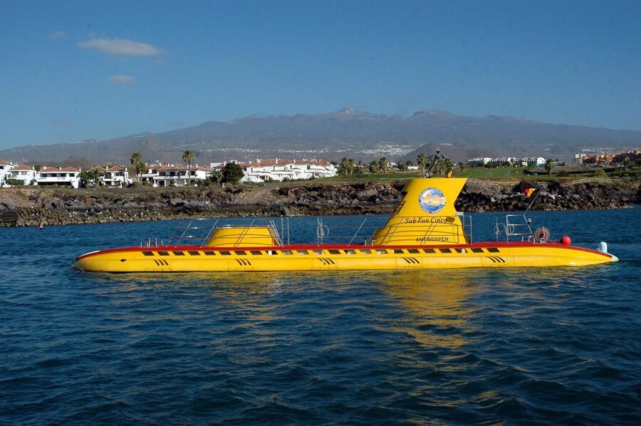 Puerto de la Cruz: Submarine Trip and Beach Stop in Tenerife - Reaching Amarilla Harbor and Sub Fun Cinco