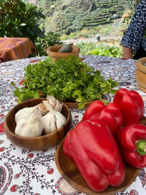 Rural Life Experience: Mojo Workshop and botanical Walk - FAQ