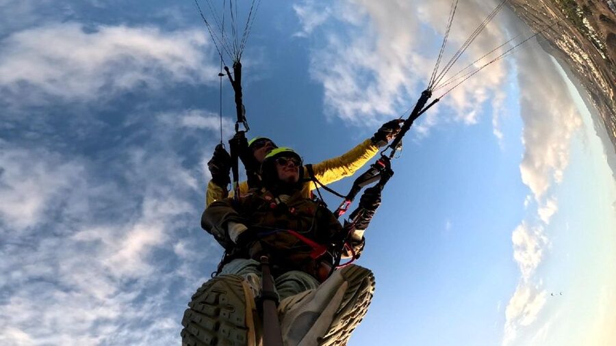 Santa Cruz de Tenerife: Acrobatic Paragliding Flight - Why the pilots matter more than the price tag