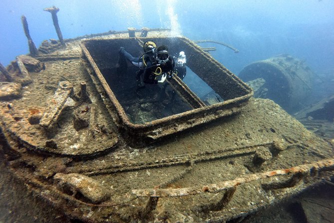 Scuba Diving for Certified Divers in Costa Adeje - Equipment provided at the center