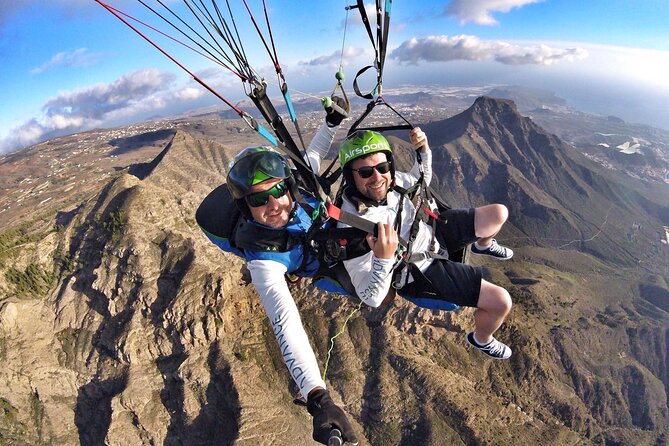 SILVER 1000m paragliding tandem flight above South Tenerife - Key points before you book