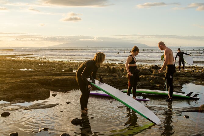 Small Group Surf Lesson in Playa de las Americas - Coaching style and the instructors