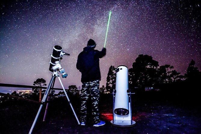 Stargazing Experience with Dinner & Drinks - Sunset, drinks, and the three-course meal