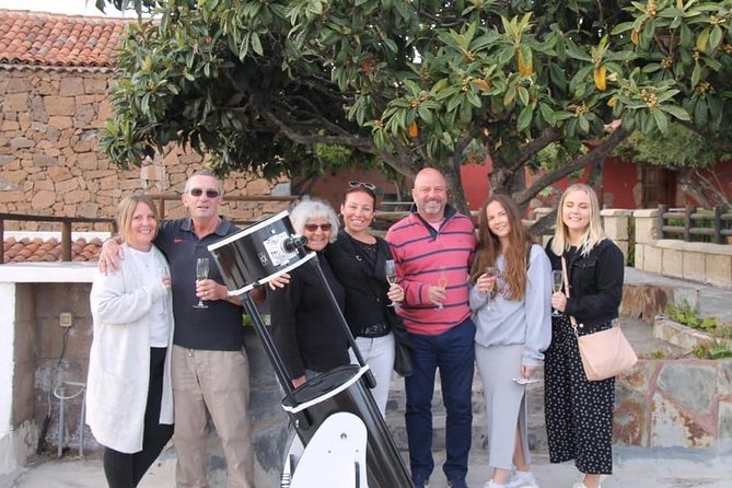 Stargazing Experience with Dinner & Drinks - Cold-weather gear and comfort at altitude