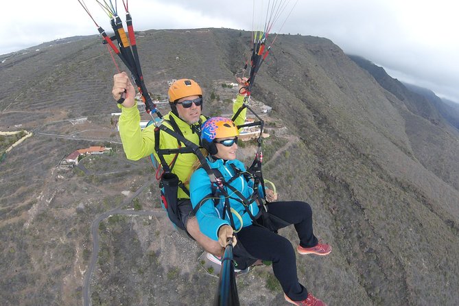 Tandem paragliding in Tenerife - Takeoff is active, not a passive ride