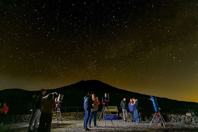 TEIDE NIGHT, Stargazing Bus Tour, Meal & Drinks included! - Telescopes, binoculars, and the group experience
