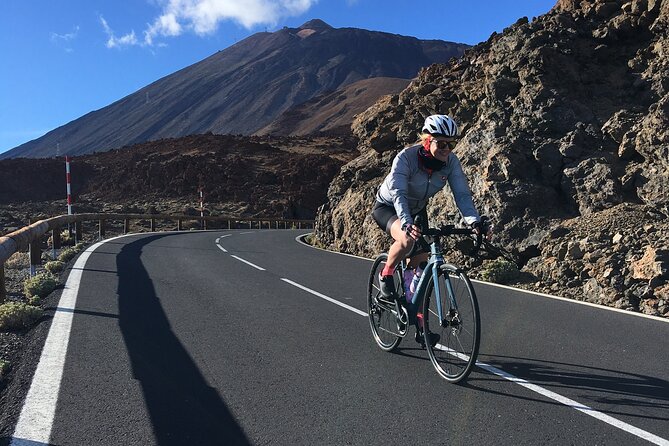 Teide road bike climb from PdC - The lower climb brings ocean views and village roads
