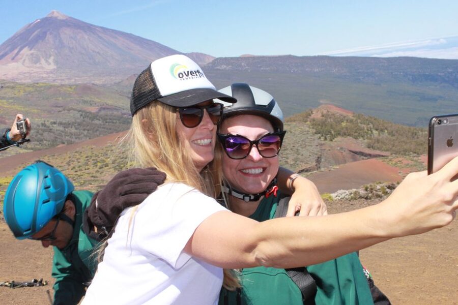 Tenerife: Acrobatic Paragliding Tandem Flight - What you see from above Playa de la Enramada