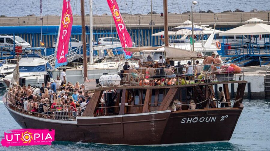 Tenerife: Boat Party with Open Bar and DJs - The swim stop provides a welcome reset