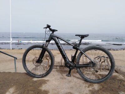 Electric Mountain Bike Rental with Hotel Delivery