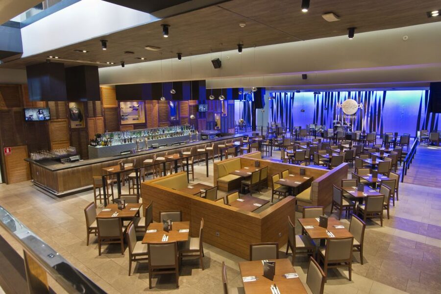 Tenerife: Hard Rock Cafe Set Menu Lunch or Dinner & Drink - Music, memorabilia, and the Hard Rock setting
