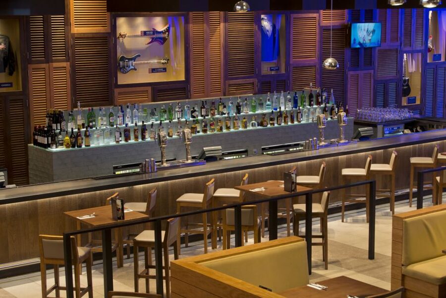 Tenerife: Hard Rock Cafe Set Menu Lunch or Dinner & Drink - Booking advice for the best value