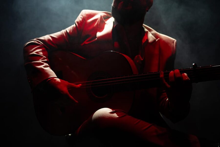 Tenerife : Olé Flamenco Show by Fran Chafino Ticket - Inside the GF Victoria’s Las Olas Showroom