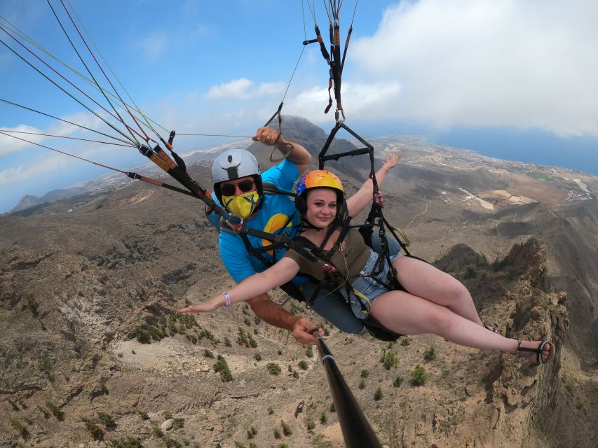 Tenerife: Paragliding with National Champion Paraglider - What you see above the ravines and coast