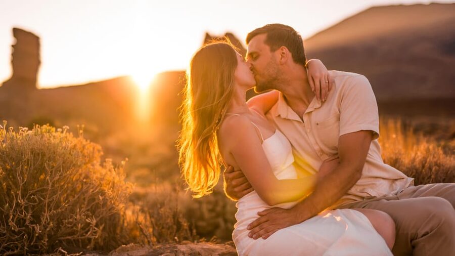 Tenerife: Photography Sessions - Families, Couples, Friends - Choosing your beach, hotel, or other location