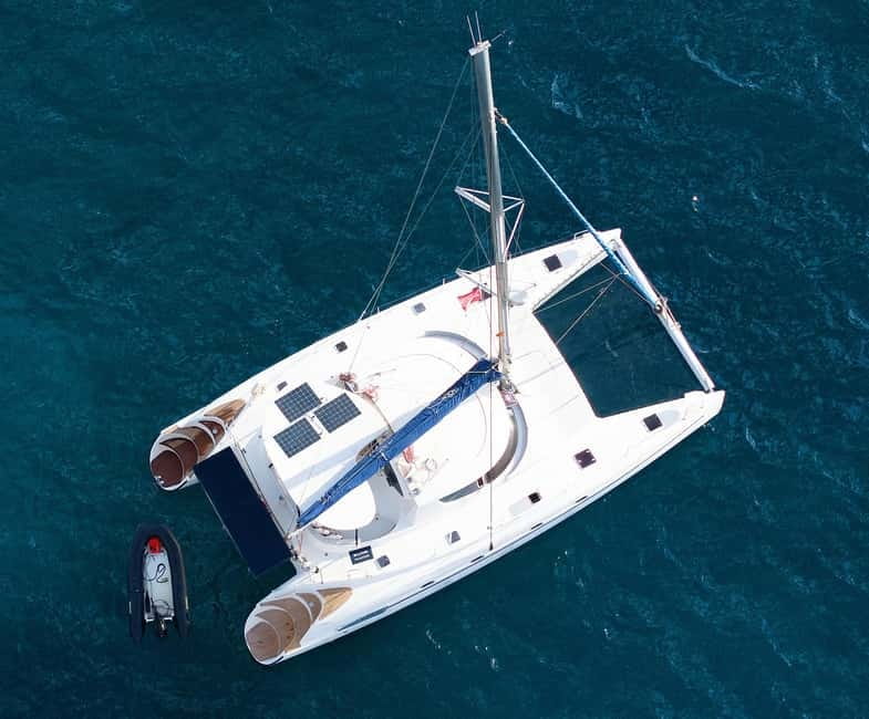 Tenerife: PRIVATE Catamaran cruise with Lunch and Drinks - The two-hour anchorage is the heart of the trip