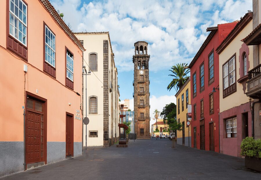 Tenerife: Private Day Tour of the Island with Hotel Pickup - La Orotava’s historic center