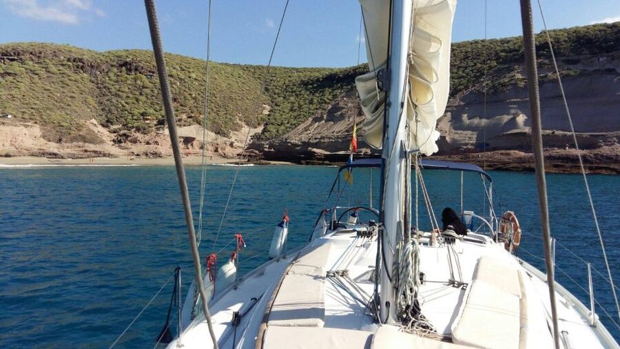 Tenerife: Private or Group 3 Hour Sailing Cruise with Drinks - When things go wrong at sea