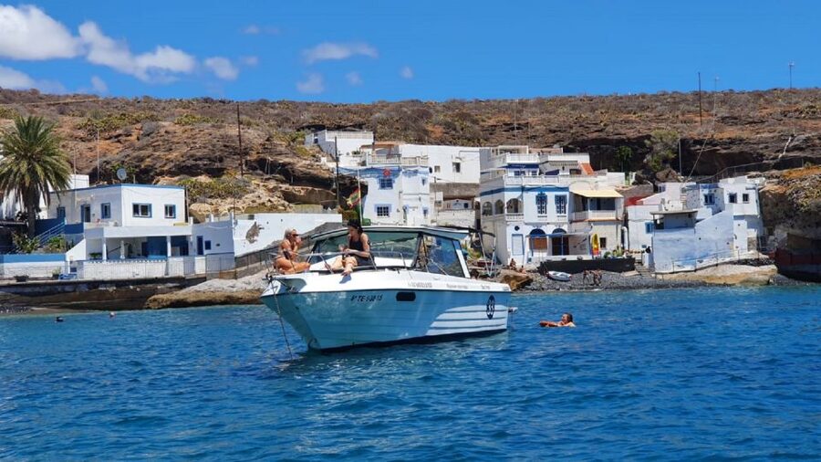 Tenerife: South Island Boat-Trip and Sea Excursion - Setting out from Puerto Colón