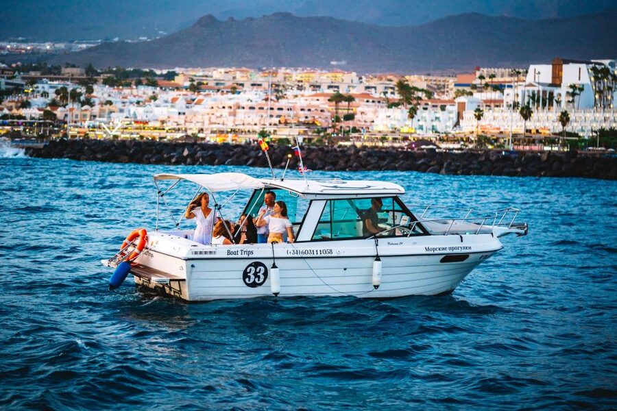 Tenerife South: Romantic Night Cruise - A private evening on Tenerife’s south coast